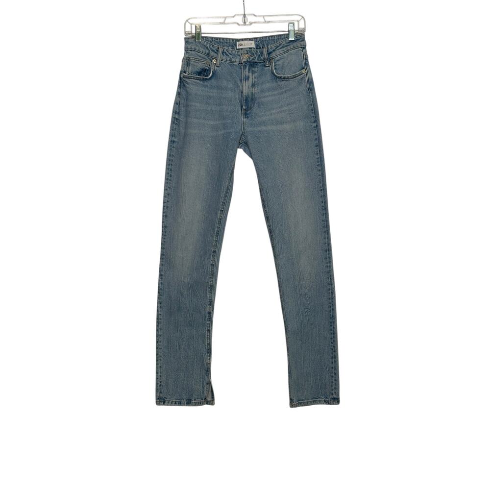 Zara light wash straight legs jeans size 4